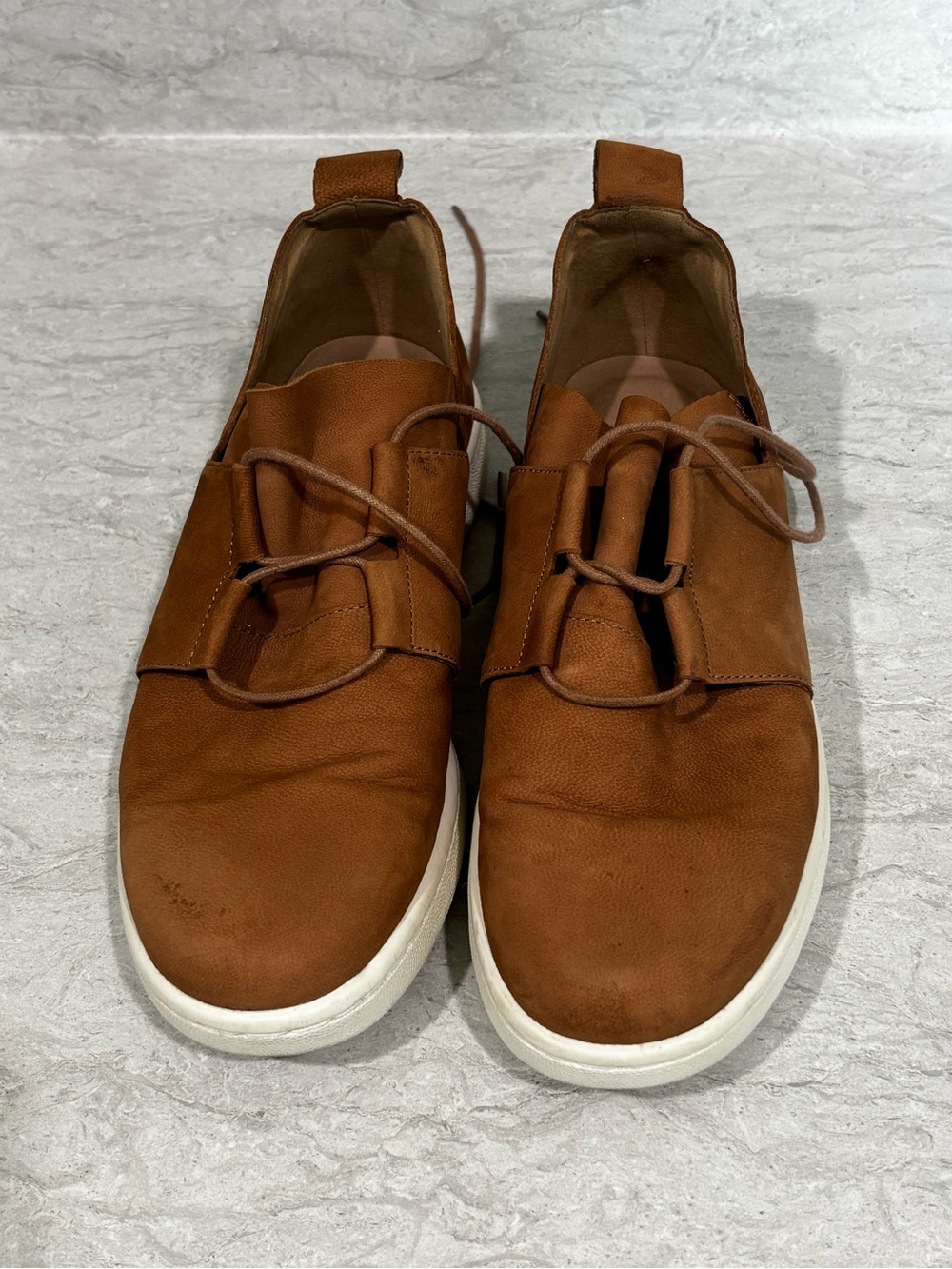 Eileen Fisher Chestnut Brown Leather Lace-Up Sneakers